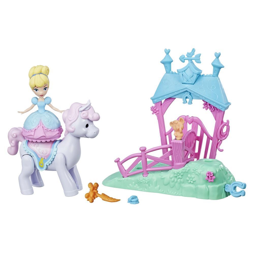 Кукла Hasbro Disney Princess Принцесса Золушка, крутящаяся и транспортное средство (E0249)
Кукла Hasbro Disney Princess Принцесса Золушка, крутящаяся и транспортное средство (E0249)